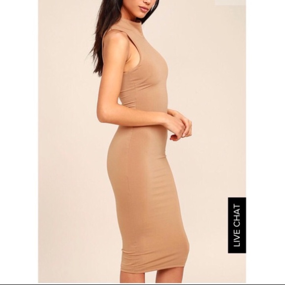 Lulu’s Nude midi dress